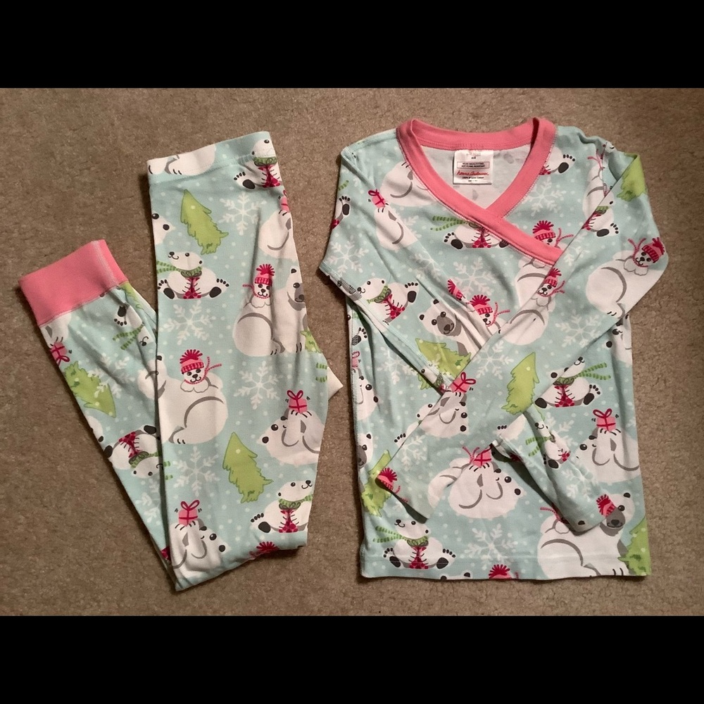 Hanna Andersson polar bear pajamas, size 8 (130) EUC